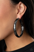 Load image into Gallery viewer, Paparazzi Accessories - Check Out These Curves - Black
